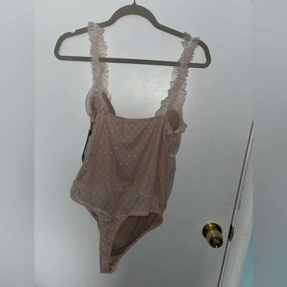 Pretty Little Thing Body Suit - Picture 2 of 2